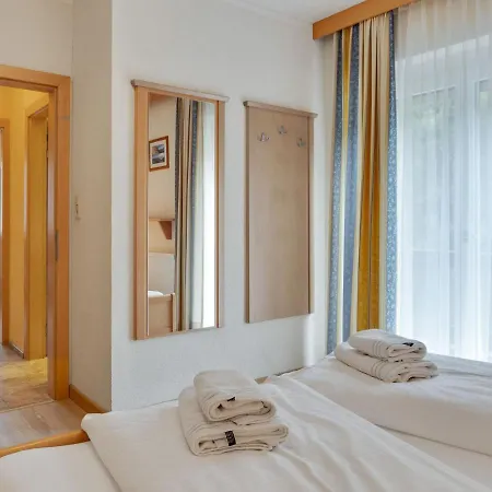 Charming In With Mountain Views Zell am See